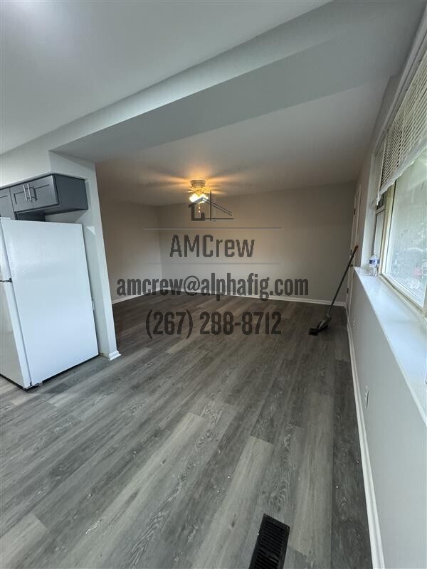 Photo - 10008 Jeanes St