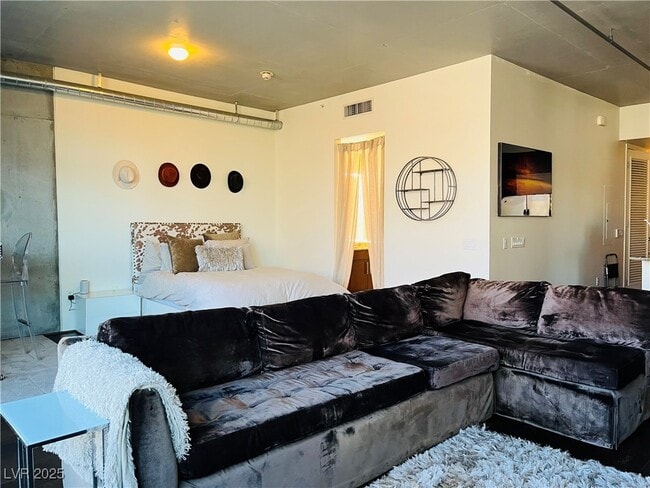 Photo - 353 E Bonneville Ave Unit 209