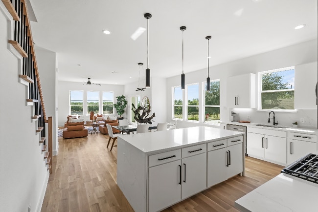 Photo - 1404 Hamburg St