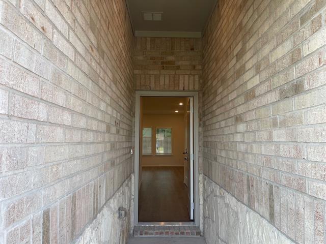 Photo - 409 Regiment Rd