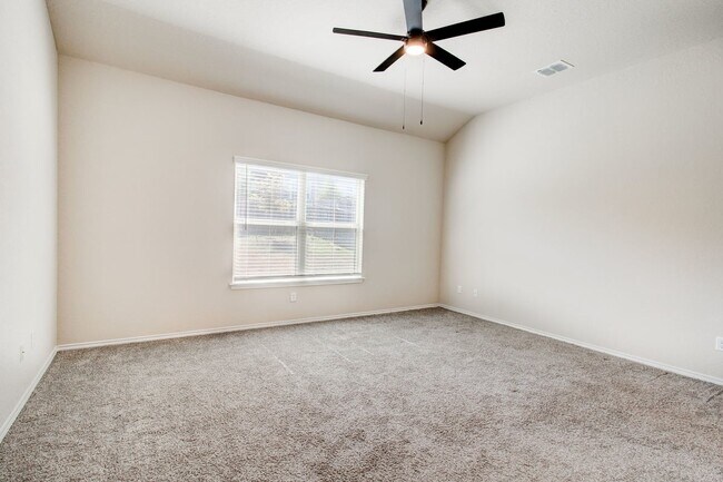 15219 Selene View