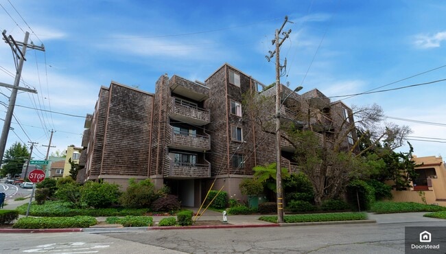 Photo - 696 Athol Ave Apartment Unit 104