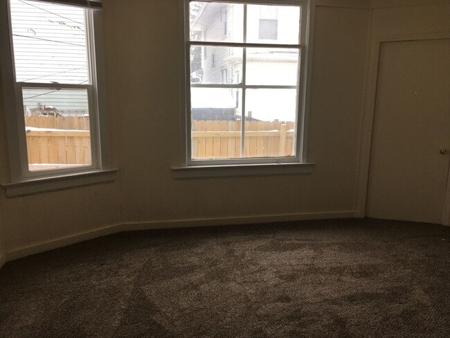 Photo - 3 BR House / Section 8 Voucher Accepted