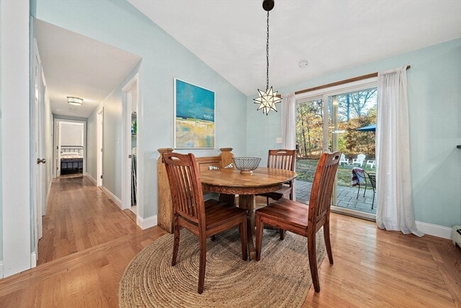 36 Cranberry Ave