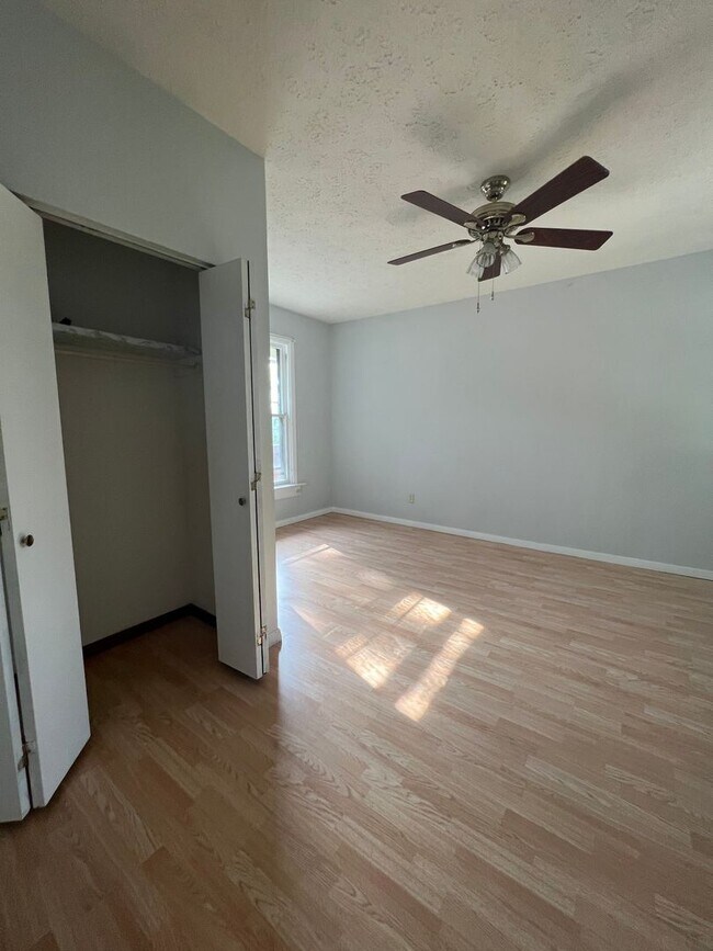 916 Bridge Ave Unidad #2