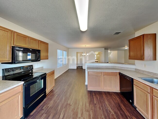 Photo - 6107 Plumbago Pl