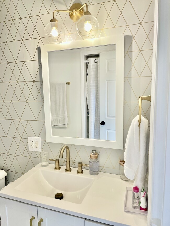 Photo - 1417 Rainbow Rd Unit 2