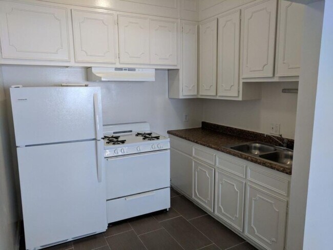 Photo - 26 Westminister Avenue,