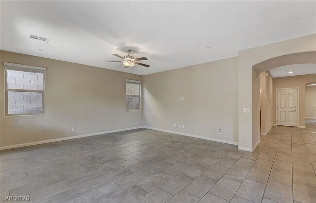 Photo - 2934 Caxton Grove Dr