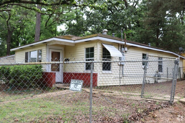 Building Photo - 1657 Midway Ave Rental