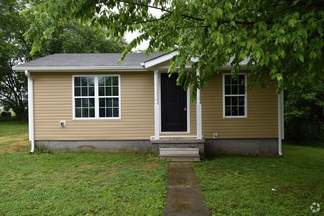 Building Photo - 2 Bedroom Home For Rent Near APSU!