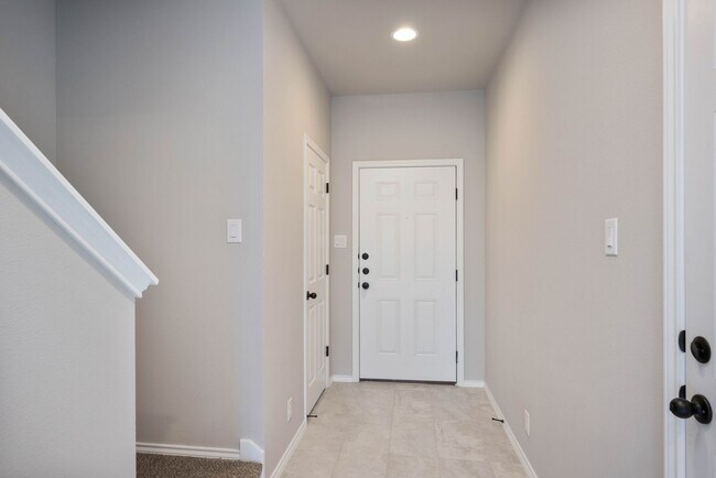 Photo - 8611 Valentina Wy Unit #101
