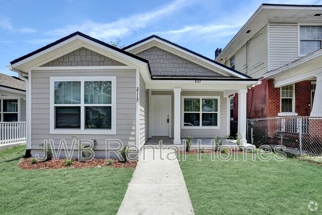 Building Photo - 2117 Moncrief Rd Rental