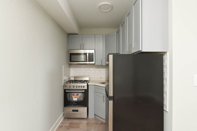 Photo - 545 W Belmont Ave Unit G7