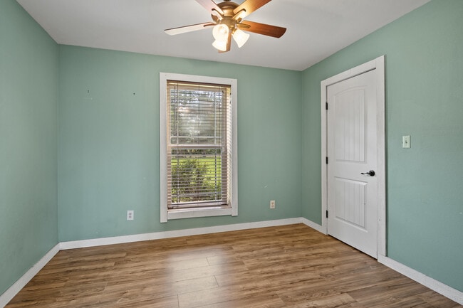Photo - 256 County Rd 1450