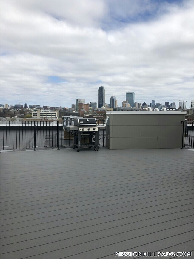 Photo - 1457 Tremont St Unidad 404