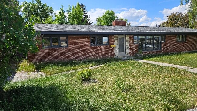 Photo - 430 N Fee St Townhome