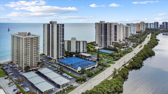 Photo - 5420 N Ocean Dr Unit 903