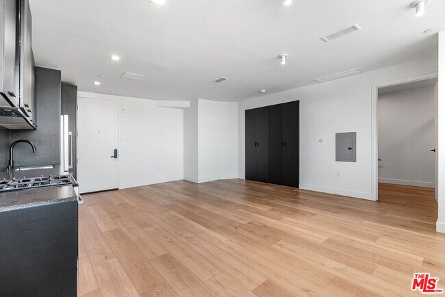 Photo - 3688 Overland Ave Unidad 201