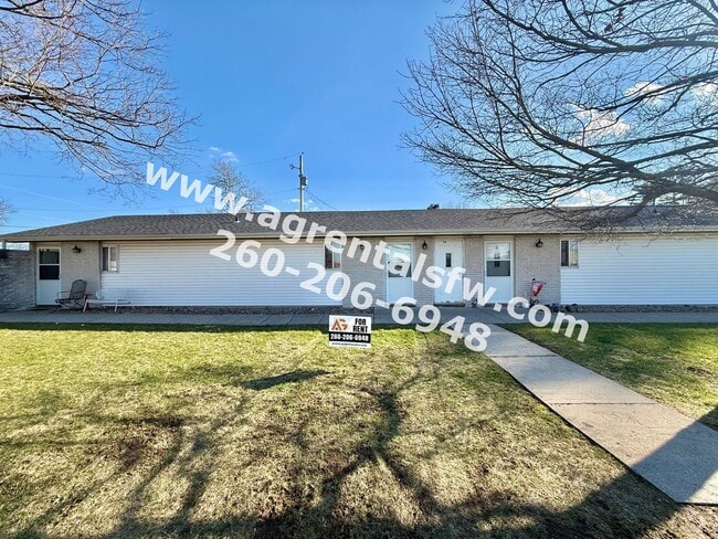 Building Photo - 1420 Green Rd Unit 1420 Green Rd #2