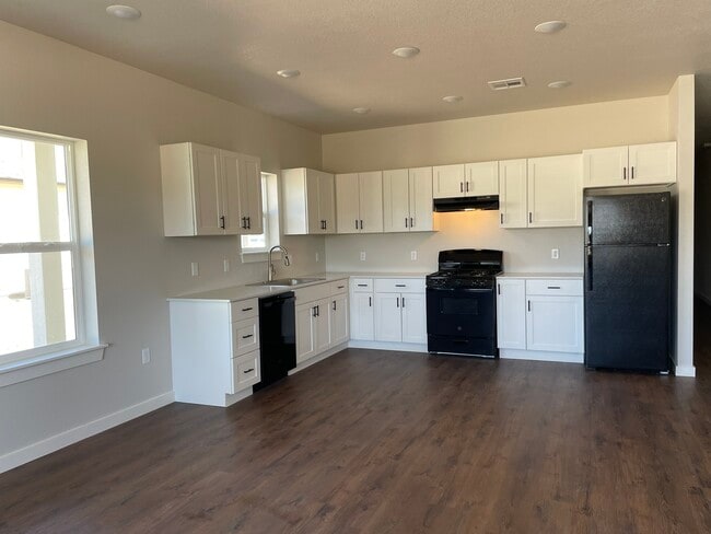 Building Photo - 428 Smokey Ave Rental