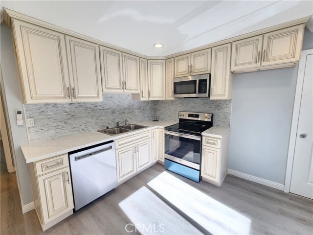 Building Photo - 21217 De La Guerra St Unit B