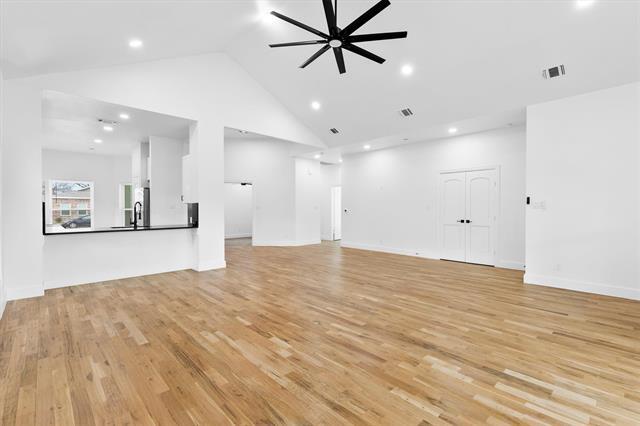 Photo - 1812 Muncie Ave