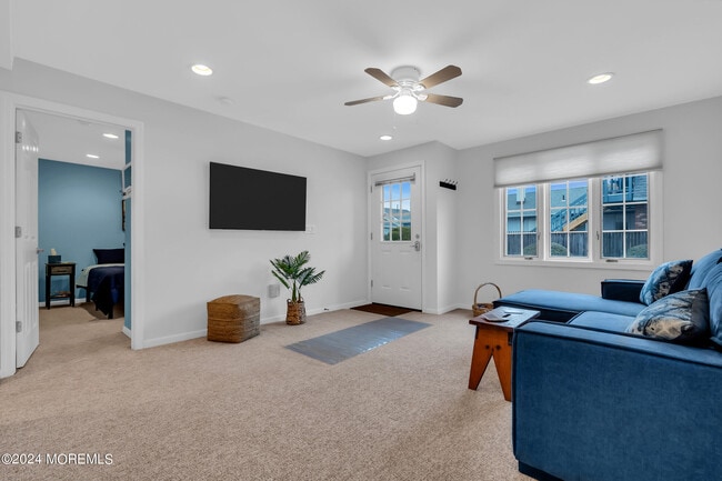 1605 Grand Central Ave Unit 2