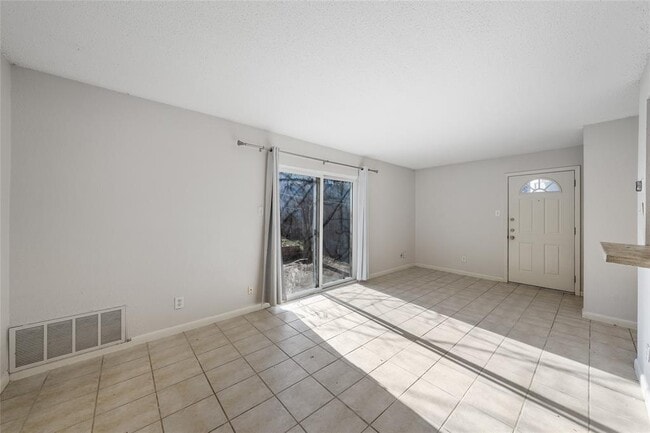 Photo - 2304 Barton Village Cir