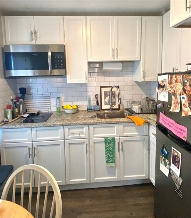 Photo - 300 Meridian St Apartment Unit 3
