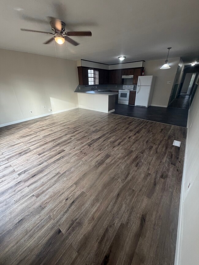 Photo - 113 Marble St Unit 113