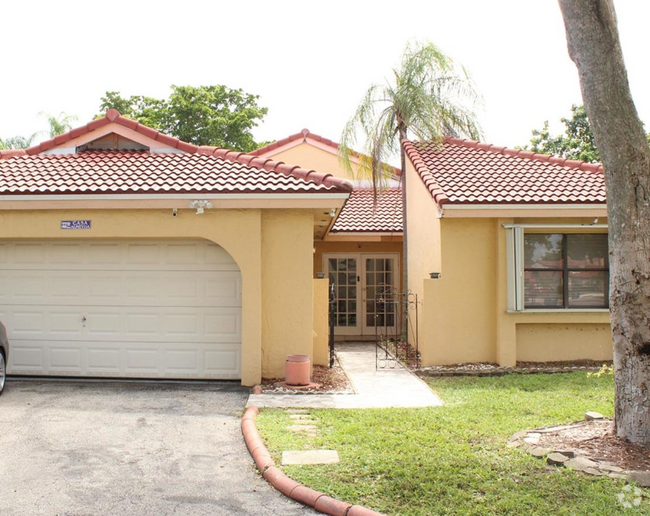 Building Photo - 17320 NW 62nd Pl Rental