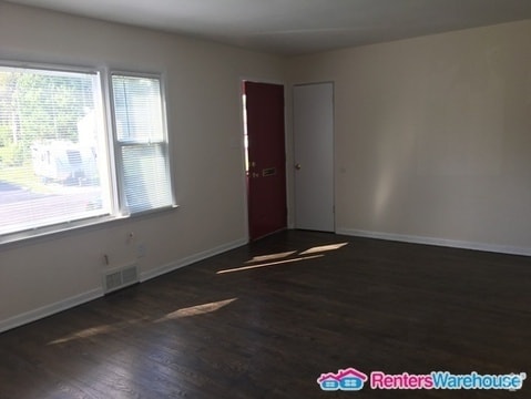 Building Photo - 110 La Sierra Dr Rental