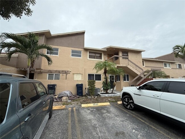 Photo - 3630 SW 112th Ave Unidad 5-3