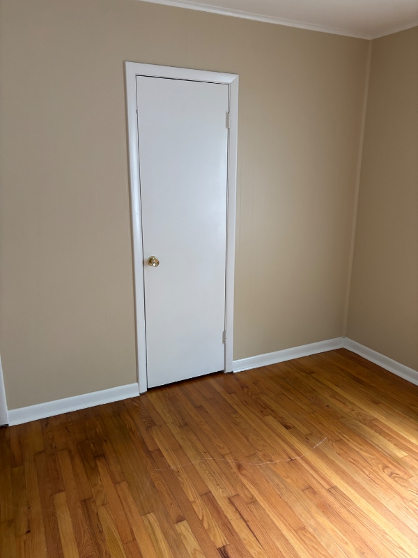 Photo - 2837 Meade Ave