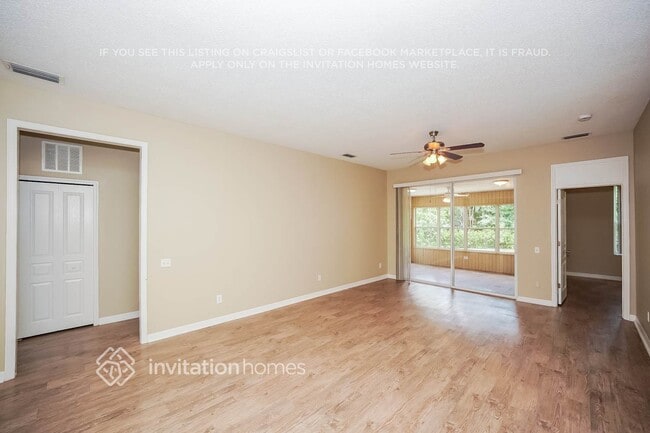 Photo - 528 Wexford Dr