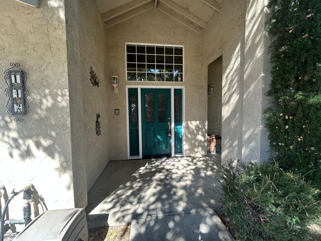 Photo - 142 Pine Canyon Rd