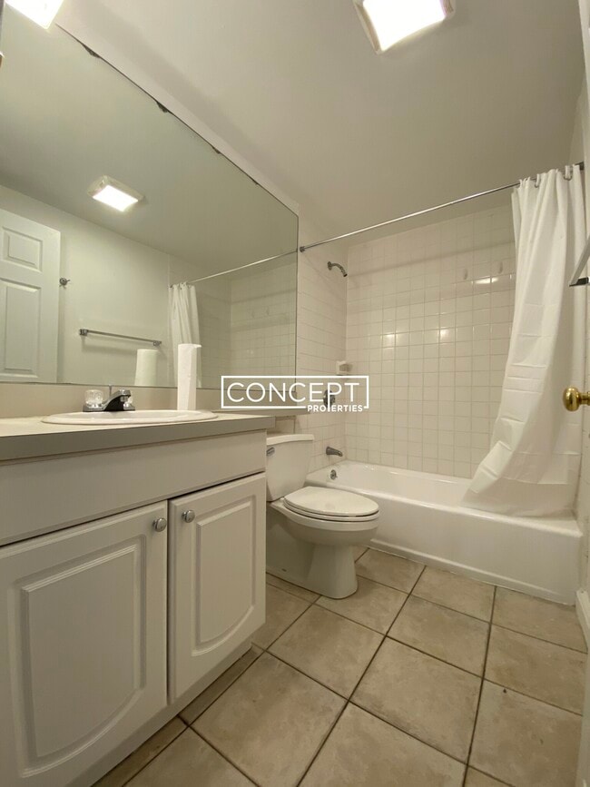 Photo - 1750 Washington St Unit 8