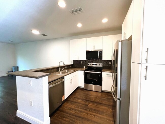 Photo - 3105 NW 25th Way