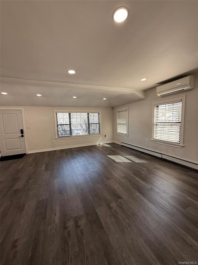 Photo - 141-30 185th St Unidad 1