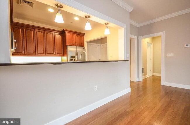 Photo - 401 13th St NE Unit 203