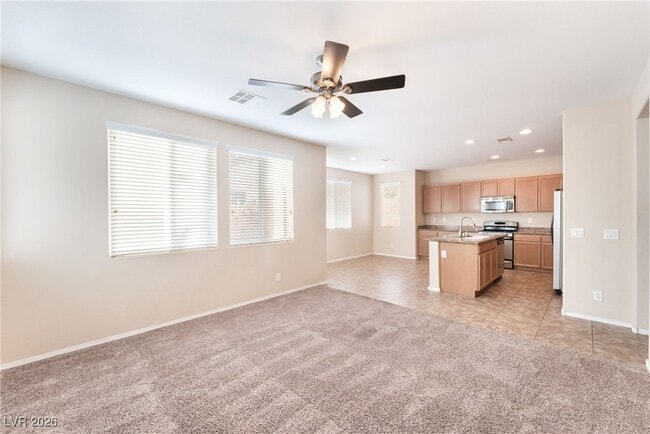 Photo - 10625 Mt Jefferson Ave