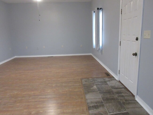 Photo - 301 N Main St