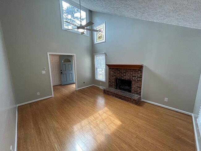 Photo - Cozy 3/2 with bonus in East Rome- $1,895
