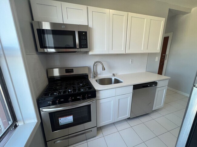 Photo - Gregg Parkview Apartments