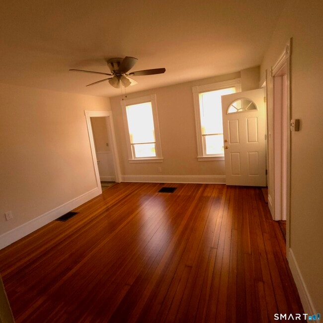 Photo - 27 Maple St Unit 27