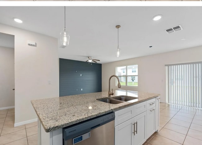 Photo - 4017 Silverstream Ter