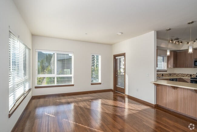 3BR, 2BA - 1,448SF - Living Room