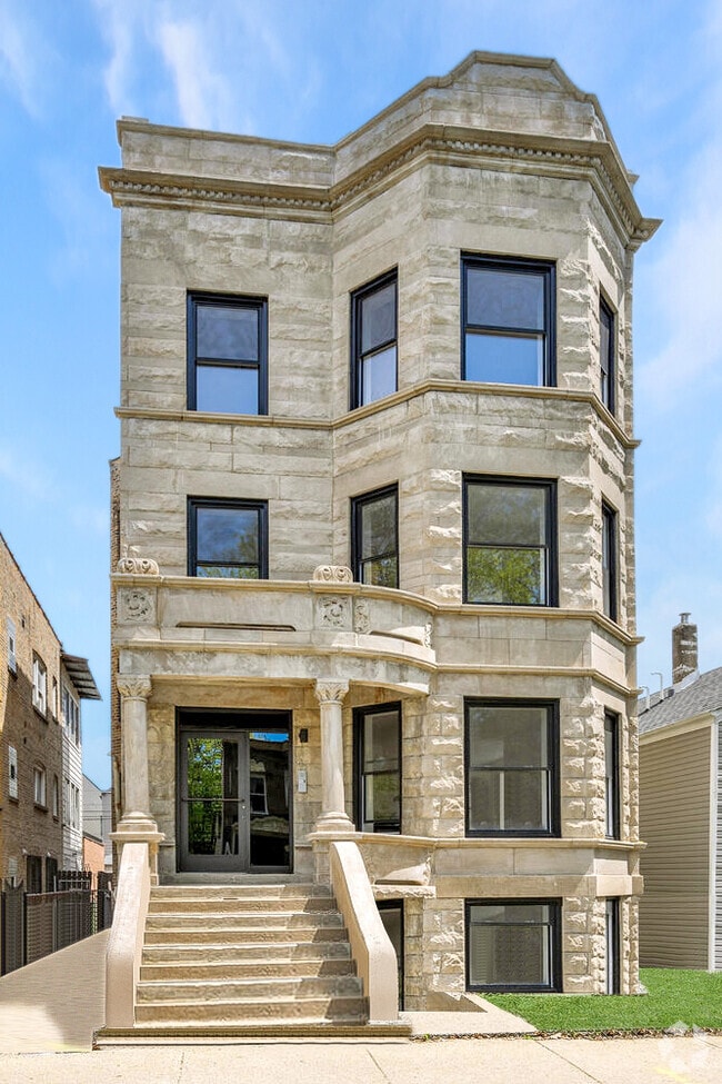 Building Photo - 1633 N Francisco Ave Unit 3 Rental