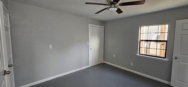 Photo - 1434 Avenue A